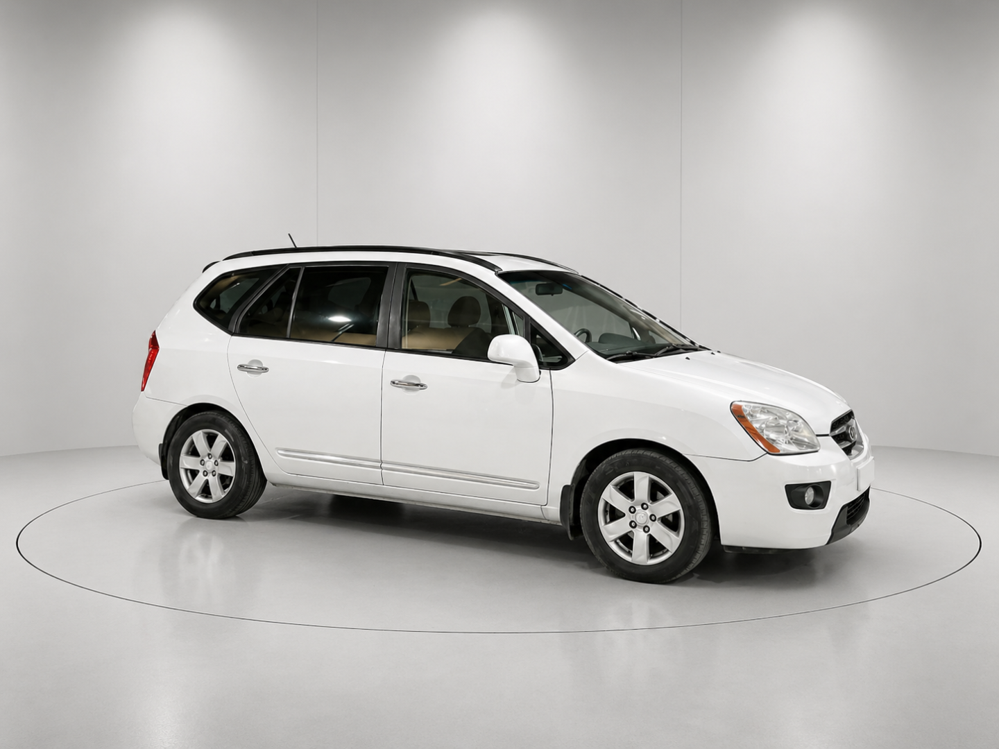 KIA Carens 